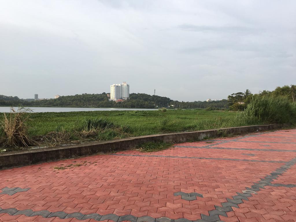 טריואנדרום Rams Guest House Near Lulu Mall מראה חיצוני תמונה