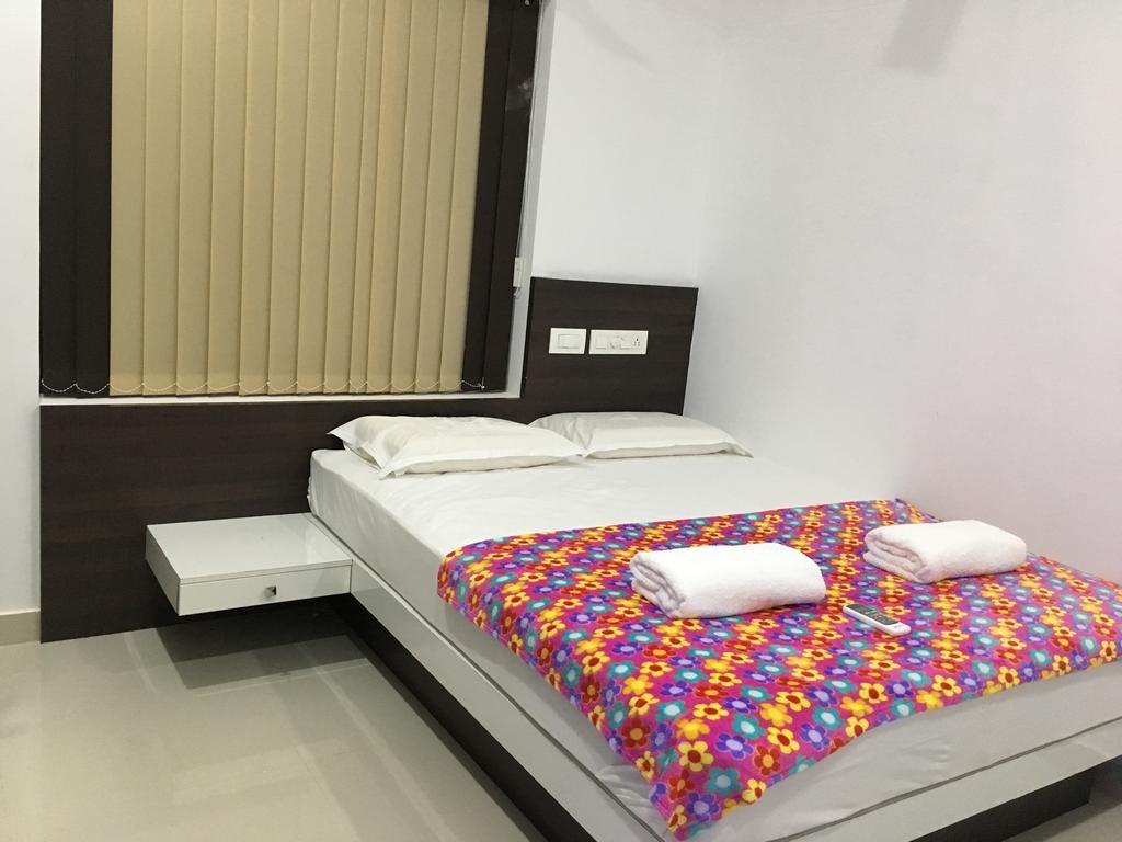 טריואנדרום Rams Guest House Near Lulu Mall מראה חיצוני תמונה