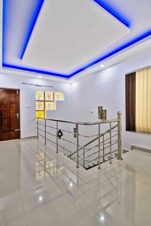 טריואנדרום Rams Guest House Near Lulu Mall מראה חיצוני תמונה