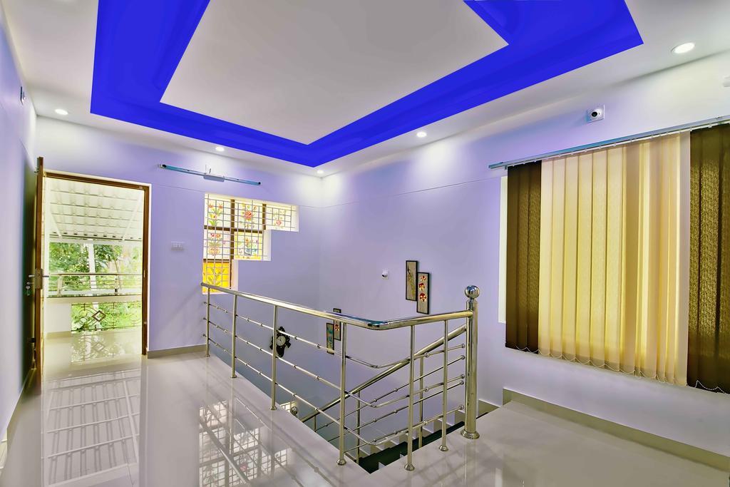 טריואנדרום Rams Guest House Near Lulu Mall מראה חיצוני תמונה