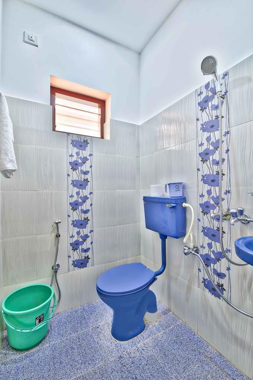 טריואנדרום Rams Guest House Near Lulu Mall מראה חיצוני תמונה